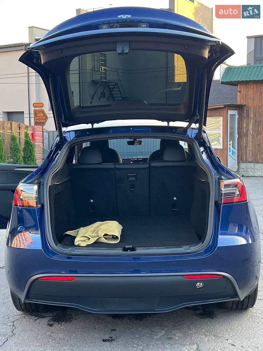 2024 Tesla Model Y - мініатюра 18