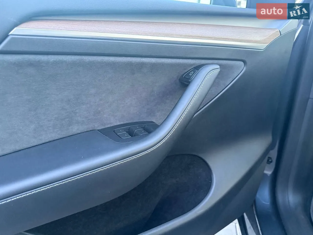 2023 Tesla Model Y - мініатюра 19