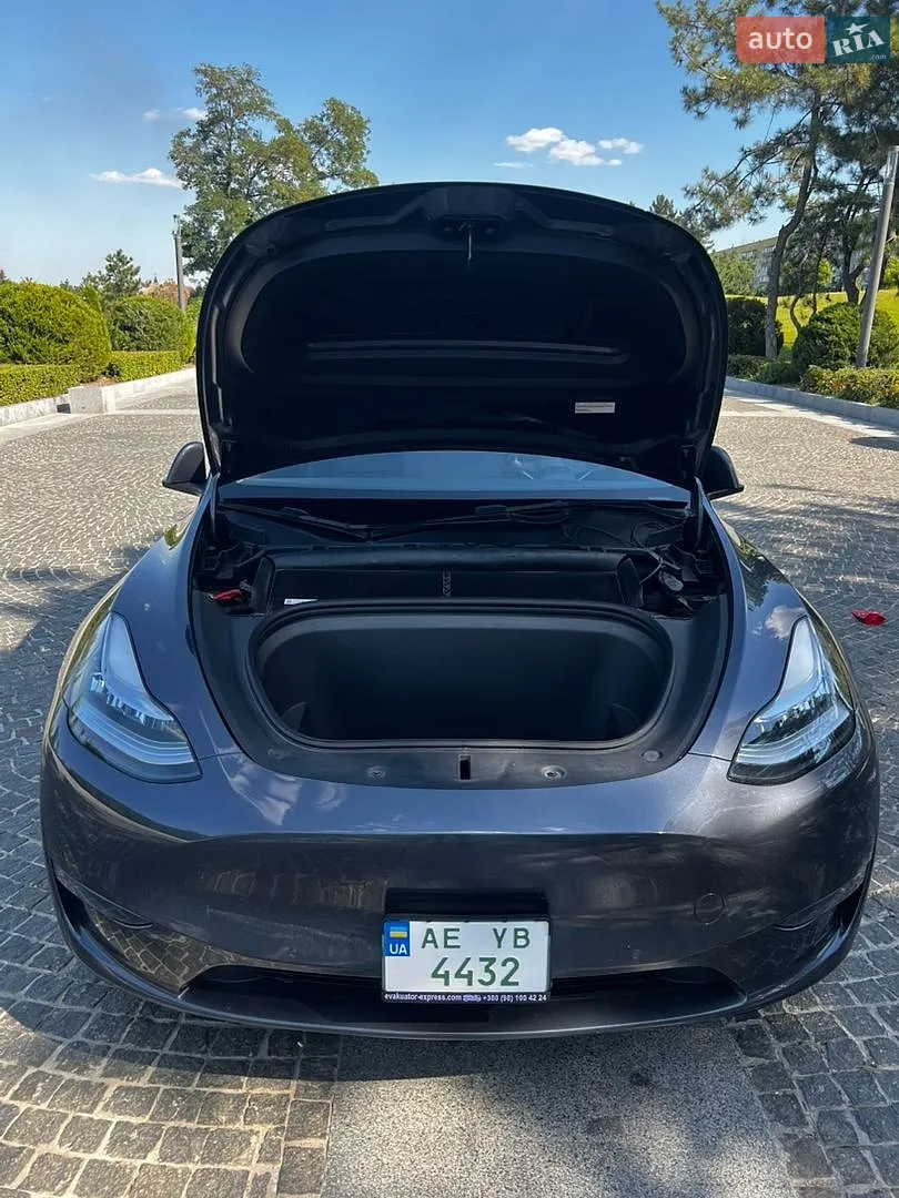 2022 Tesla Model Y - мініатюра 5