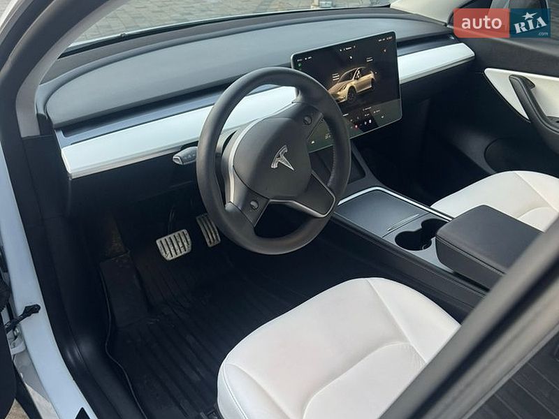 Внедорожник / Кроссовер Tesla Model Y 2022 в Тячеве