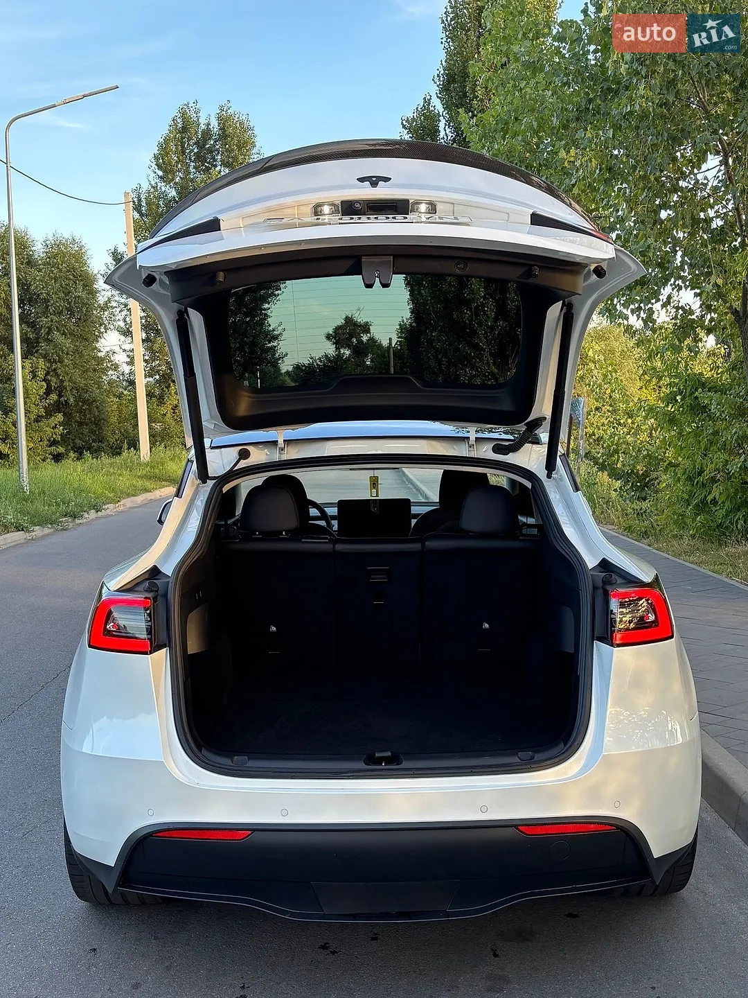 2022 Tesla Model Y - мініатюра 7