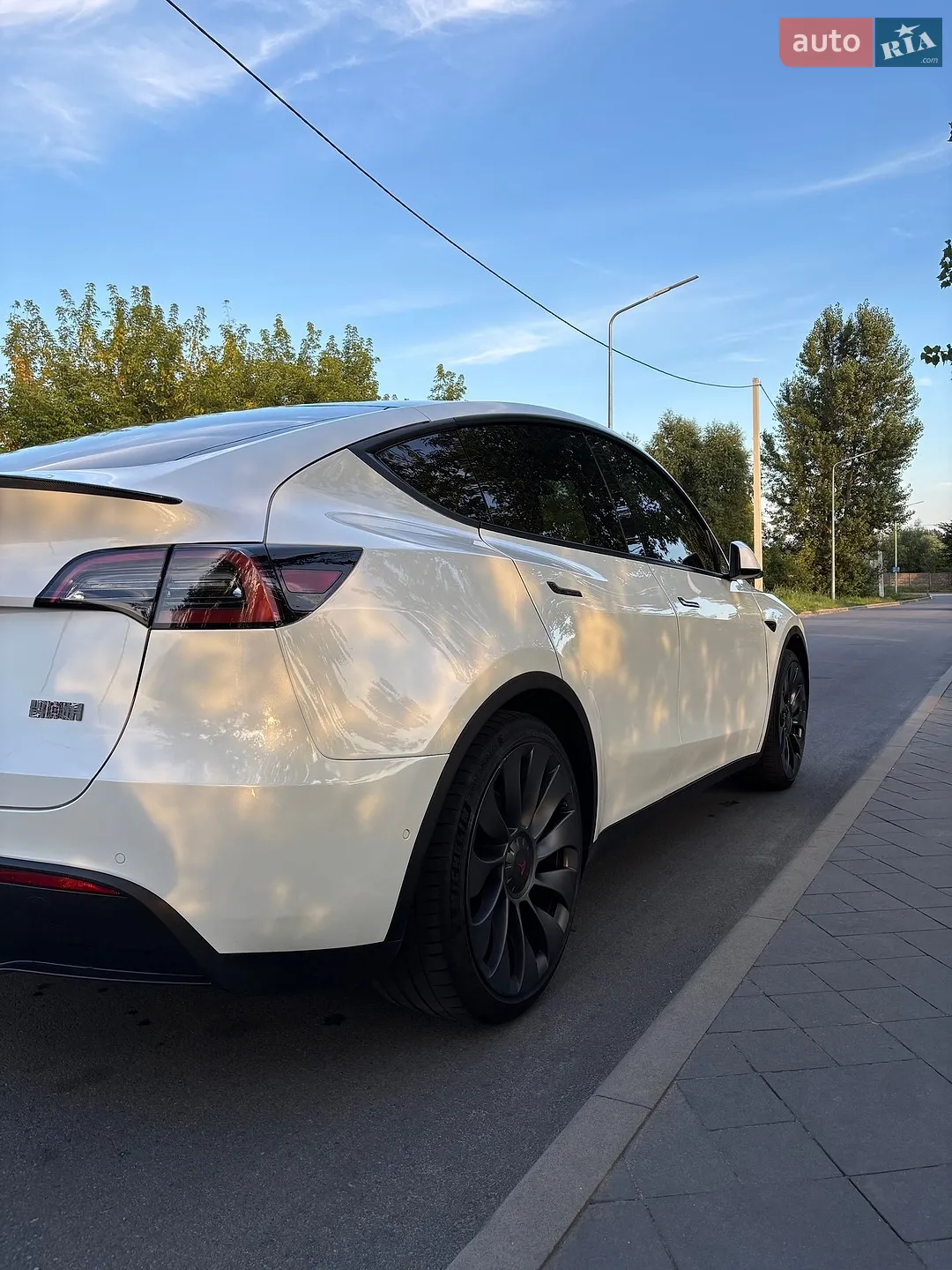 2022 Tesla Model Y - мініатюра 10