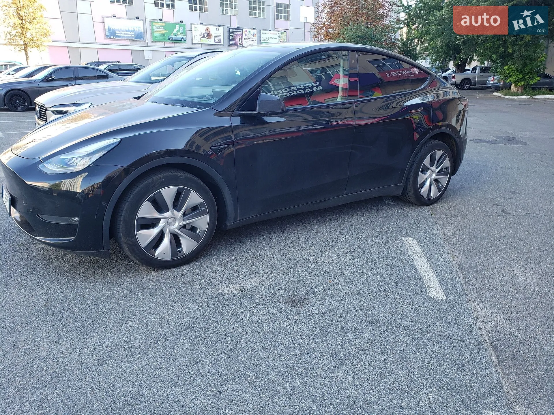 2020 Tesla Model Y - мініатюра 2