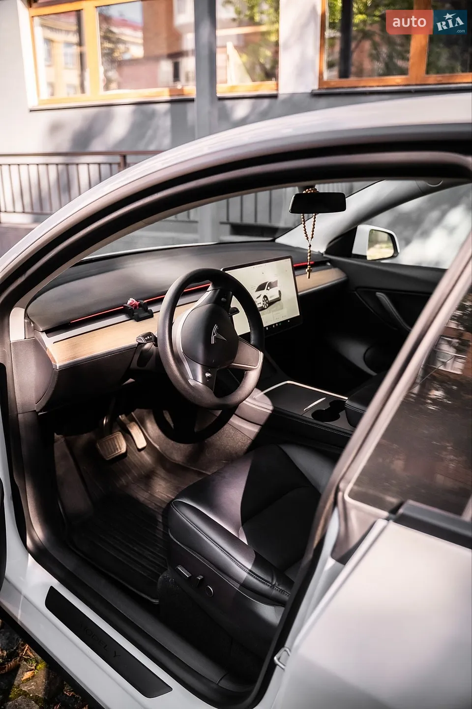 2022 Tesla Model Y - мініатюра 24