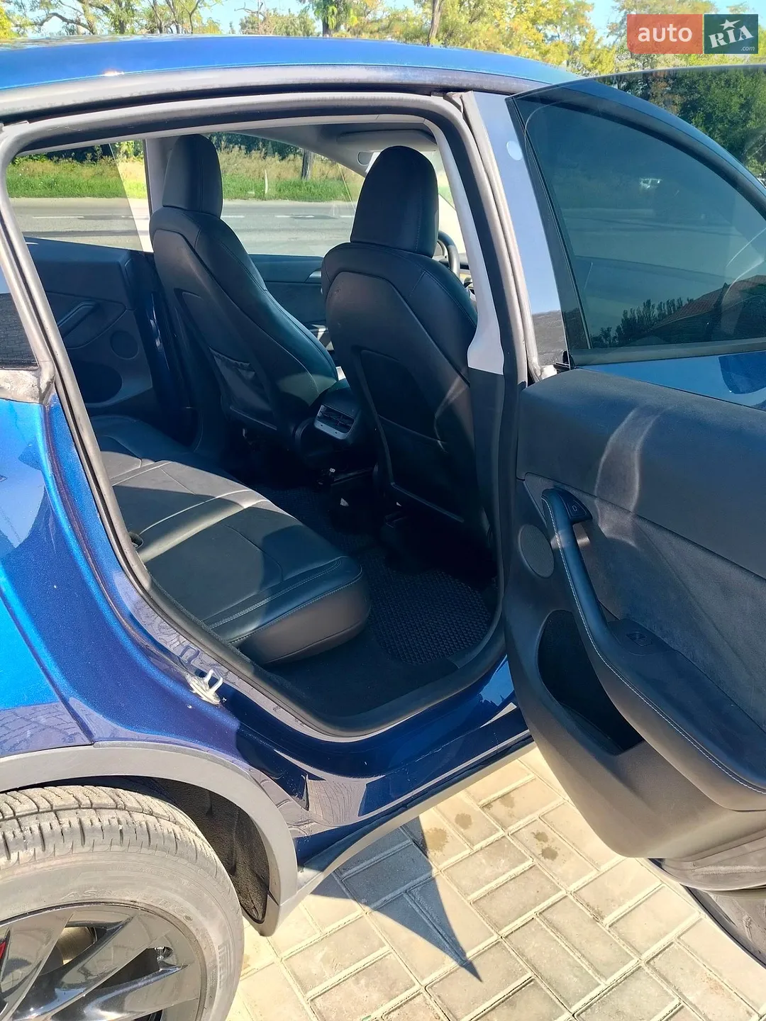 2022 Tesla Model Y - мініатюра 12