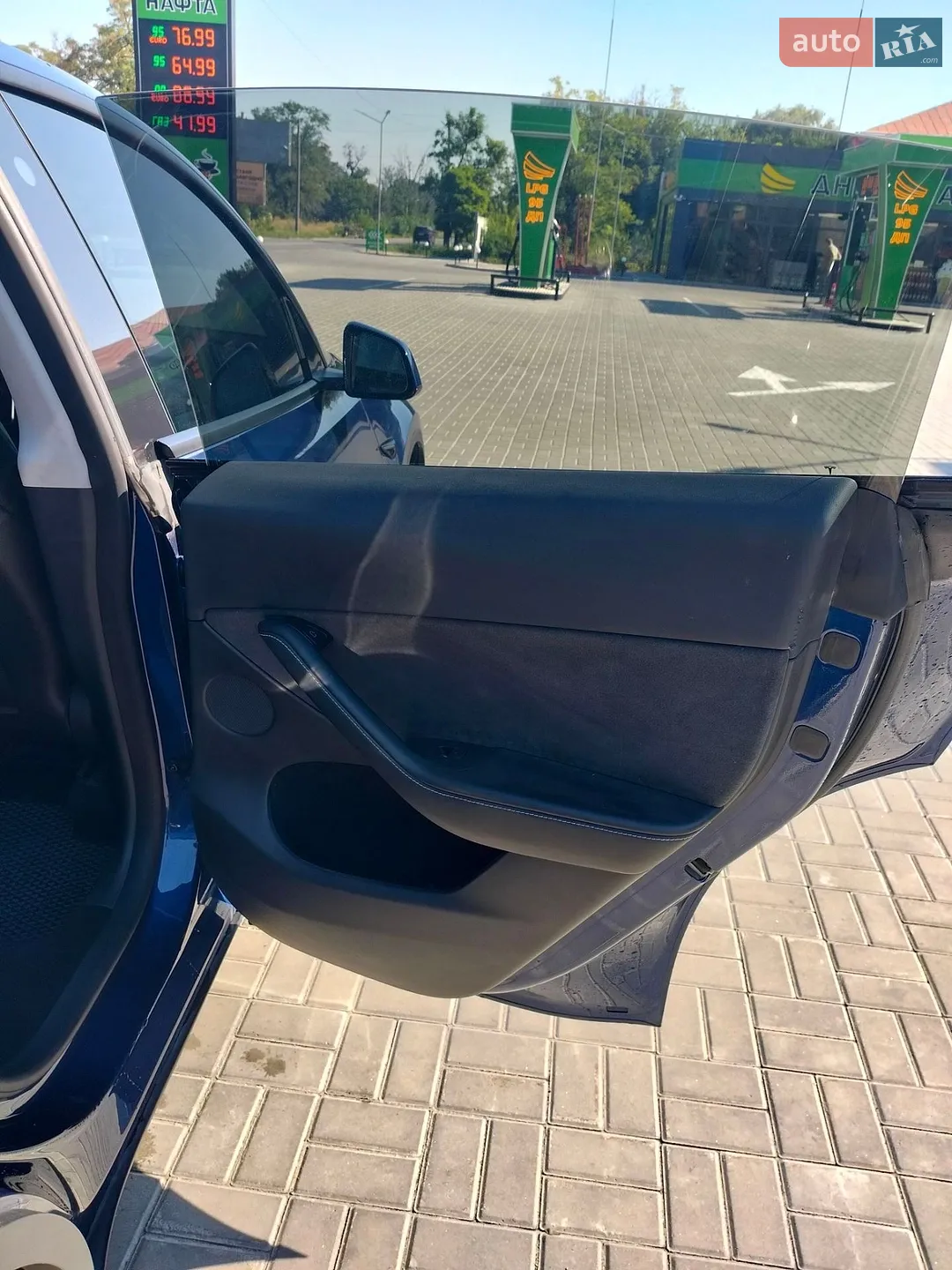 2022 Tesla Model Y - мініатюра 13