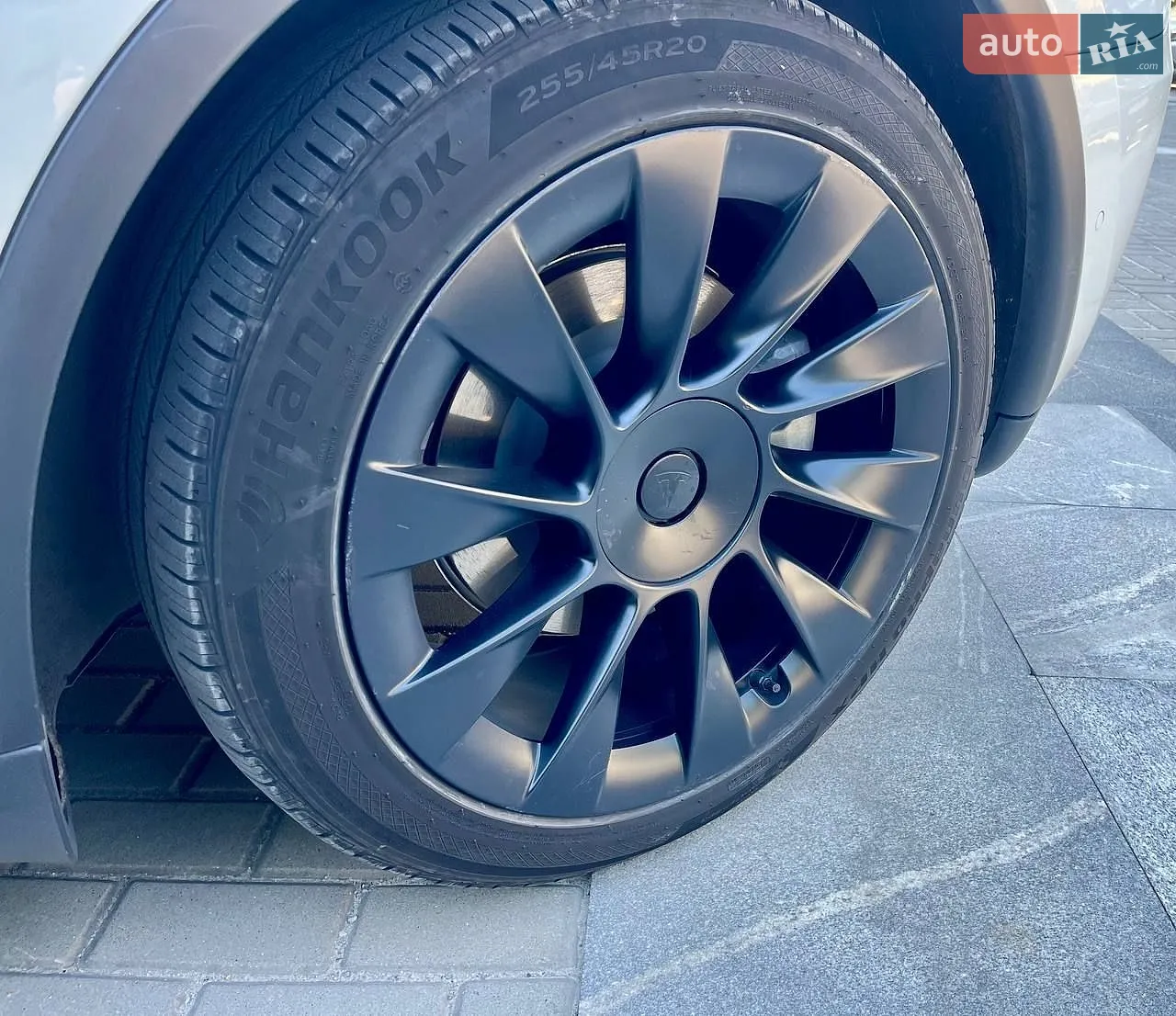2020 Tesla Model Y - мініатюра 5