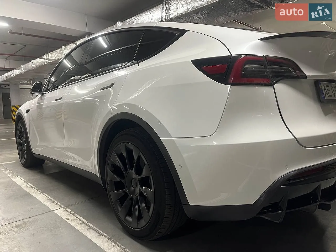 2020 Tesla Model Y - мініатюра 11