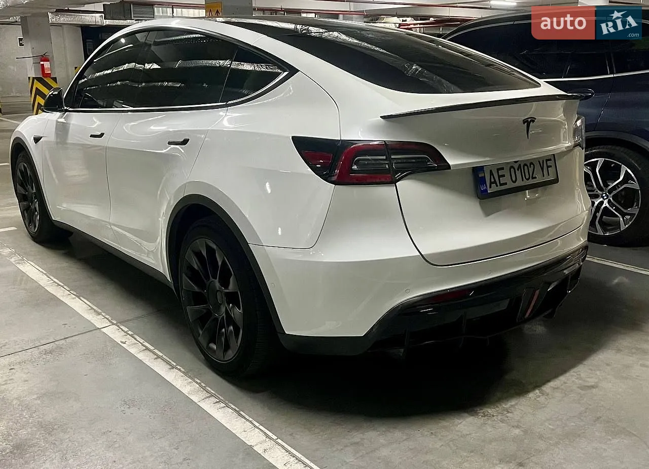2020 Tesla Model Y - мініатюра 3