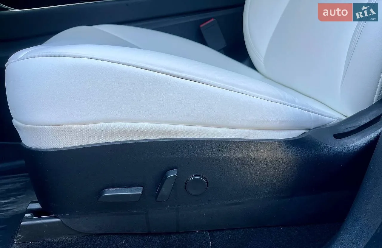 2020 Tesla Model Y - мініатюра 13