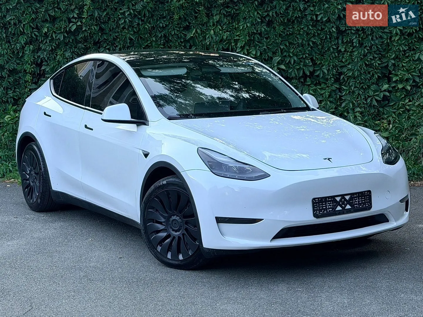 2024 Tesla Model Y - мініатюра 5