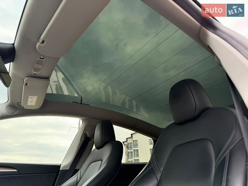 Позашляховик / Кросовер Tesla Model Y 2023 в Луцьку фото 22 Позашляховик / Кросовер Tesla Model Y 2023 в Луцьку