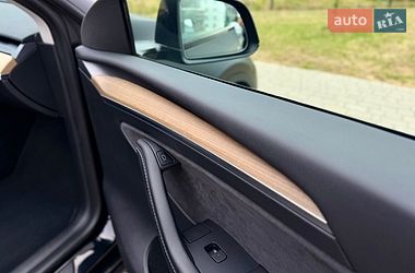 Позашляховик / Кросовер Tesla Model Y 2023 в Луцьку фото 31 Позашляховик / Кросовер Tesla Model Y 2023 в Луцьку