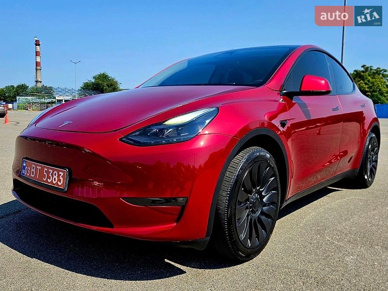 Позашляховик / Кросовер Tesla Model Y 2024 в Дніпрі