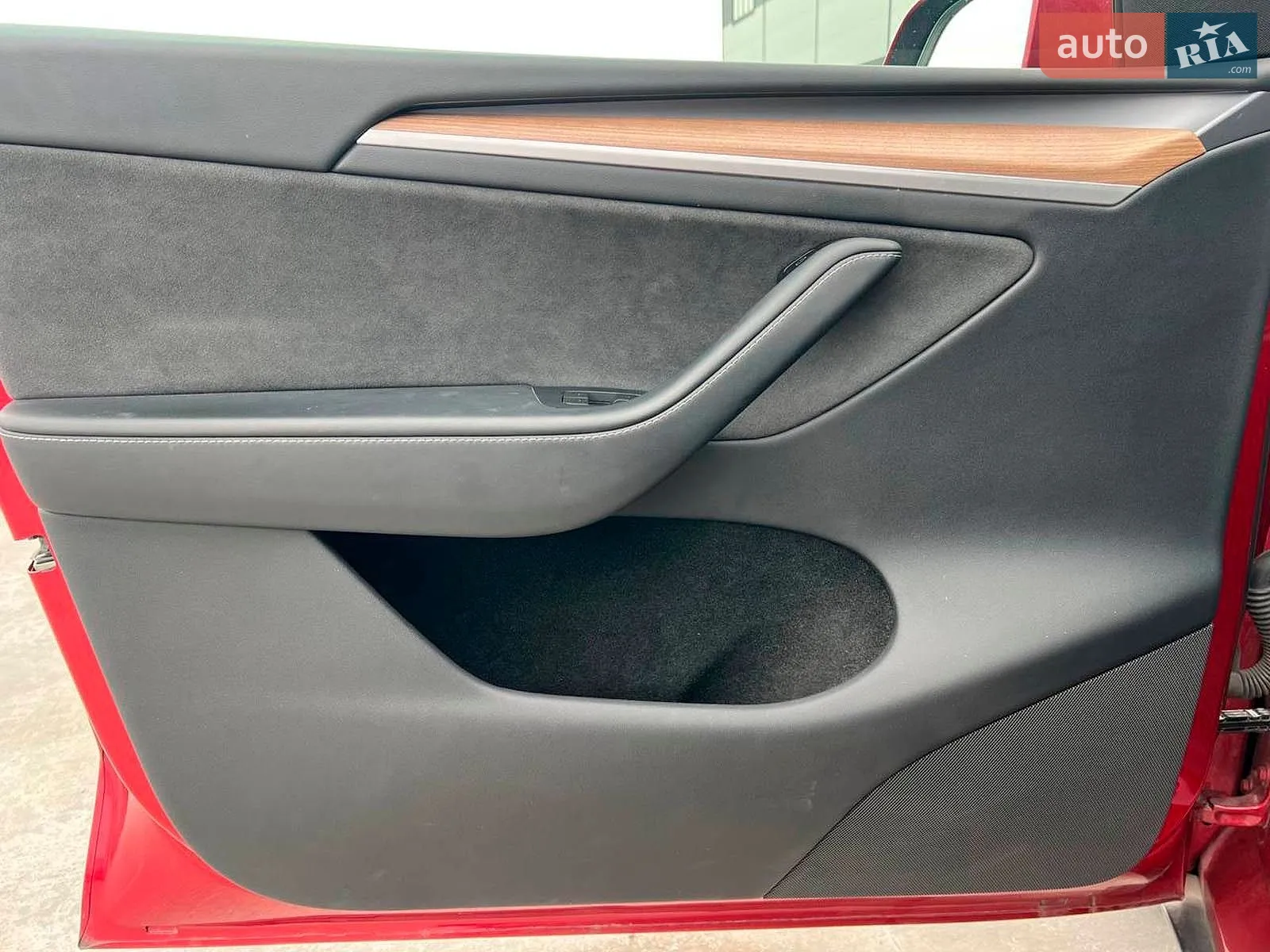 2024 Tesla Model Y - мініатюра 17