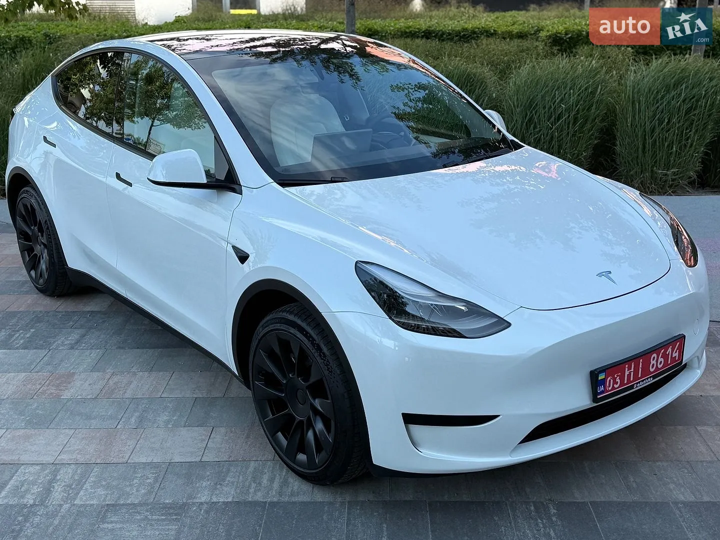 2024 Tesla Model Y - мініатюра 5