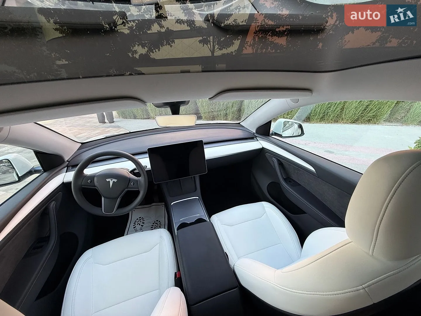 2024 Tesla Model Y - мініатюра 27