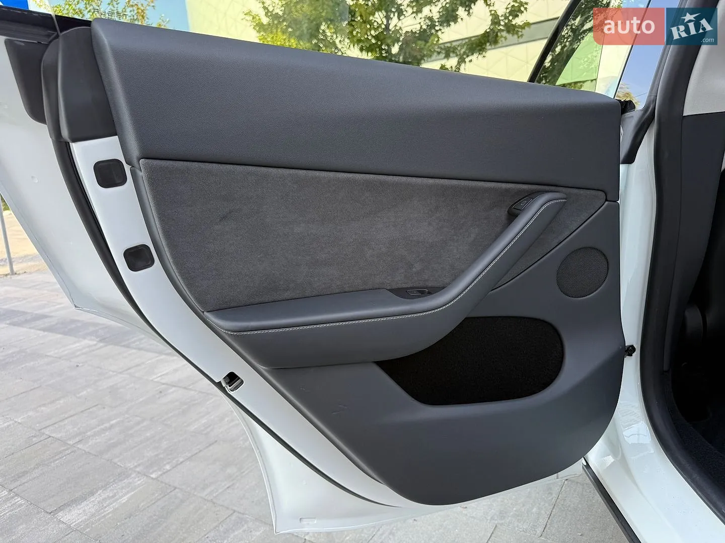 2024 Tesla Model Y - мініатюра 34