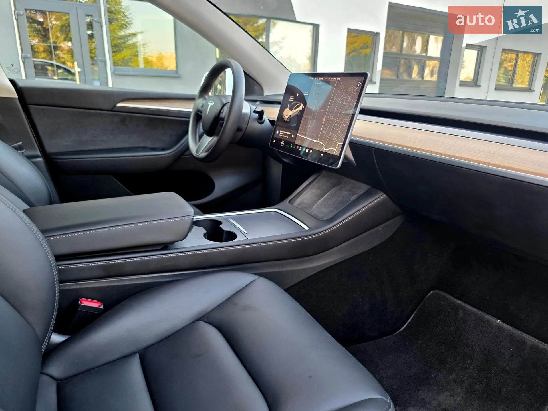 2021 Tesla Model Y - мініатюра 28