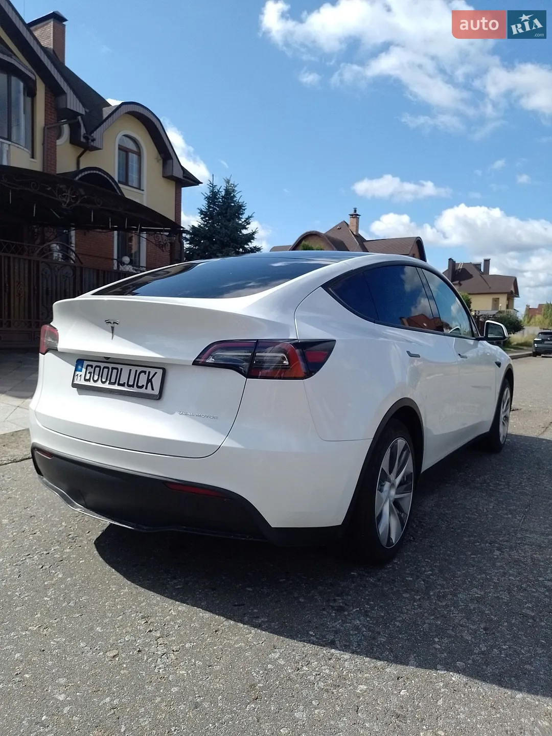 2023 Tesla Model Y - мініатюра 2