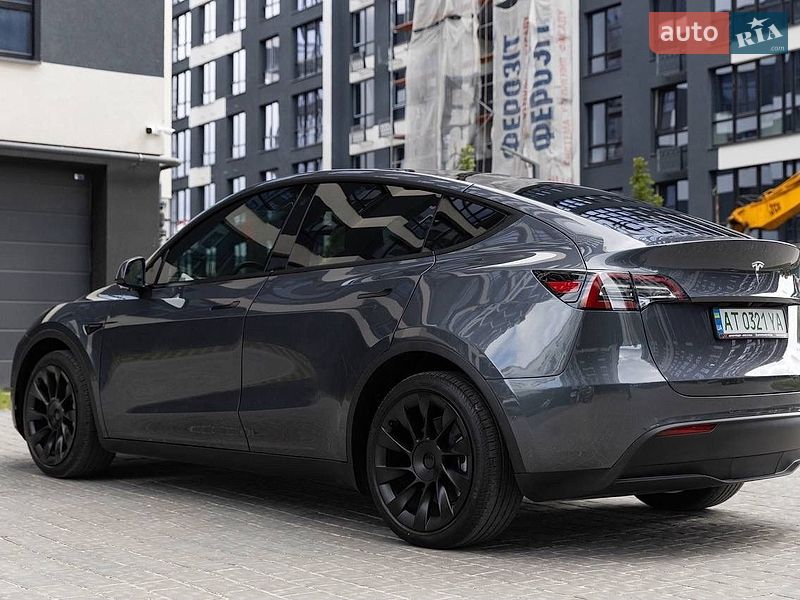 Внедорожник / Кроссовер Tesla Model Y 2022 в Львове