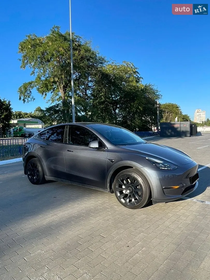 2023 Tesla Model Y - мініатюра 3