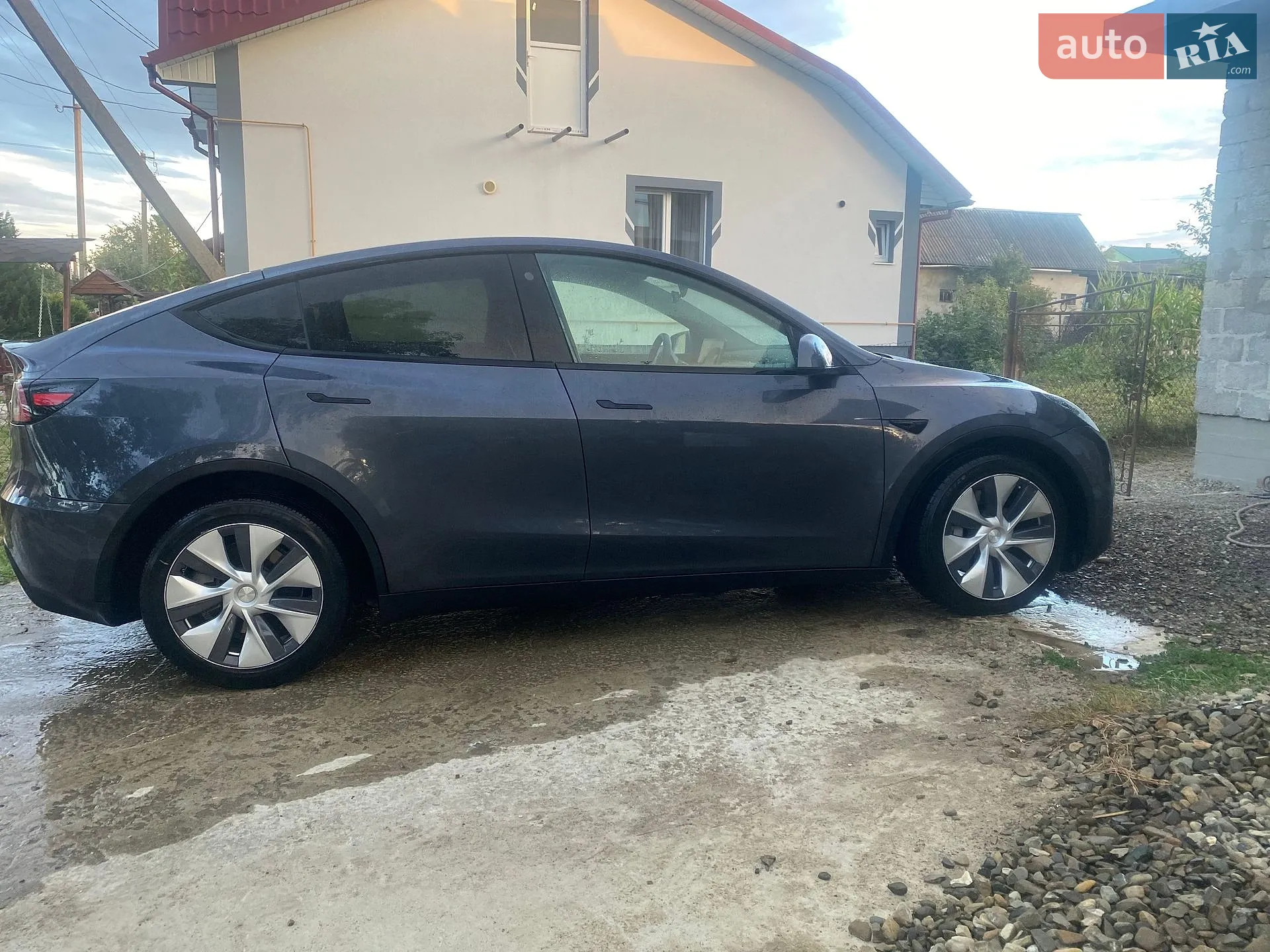2022 Tesla Model Y - мініатюра 4