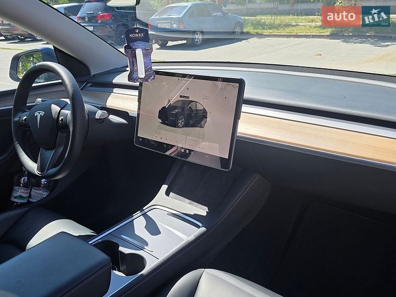 Позашляховик / Кросовер Tesla Model Y 2022 в Львові фото 9 Позашляховик / Кросовер Tesla Model Y 2022 в Львові