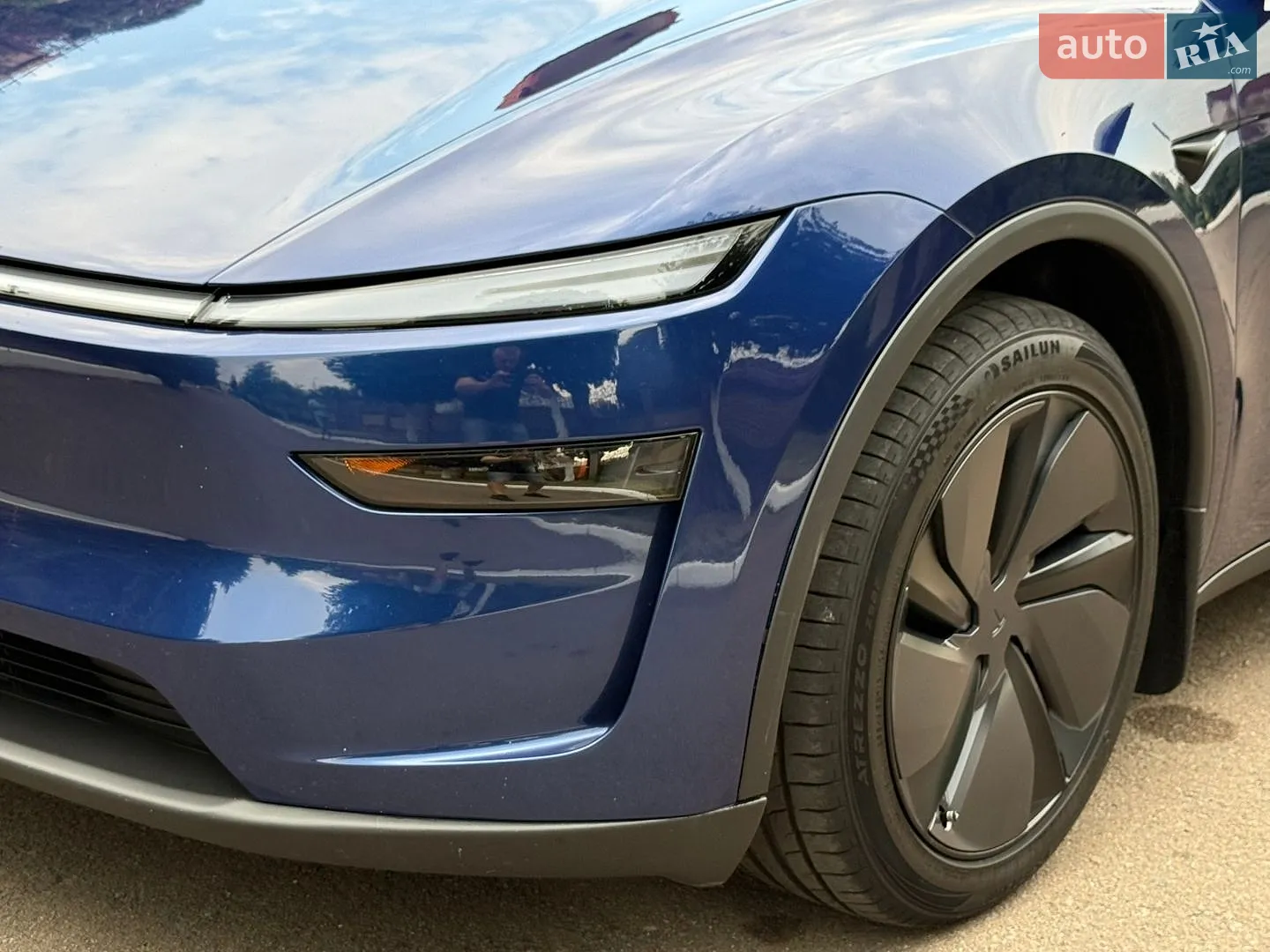 2025 Tesla Model Y - мініатюра 14