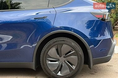 Внедорожник / Кроссовер Tesla Model Y 2025 в Ровно