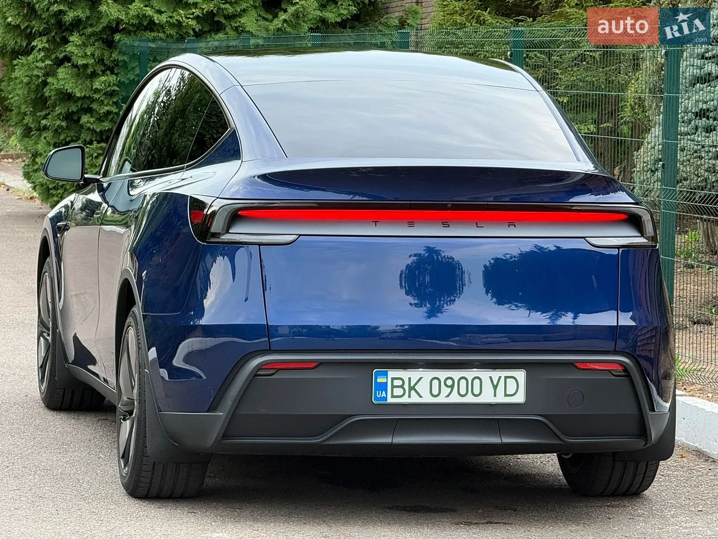 2025 Tesla Model Y - мініатюра 37