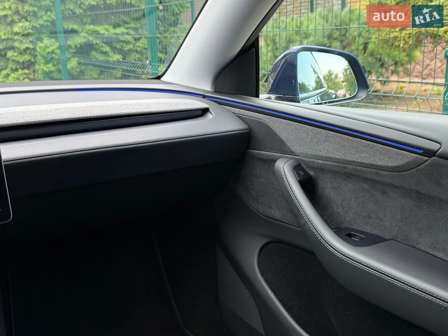 2025 Tesla Model Y - мініатюра 78