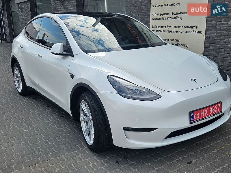 Позашляховик / Кросовер Tesla Model Y 2022 в Білій Церкві