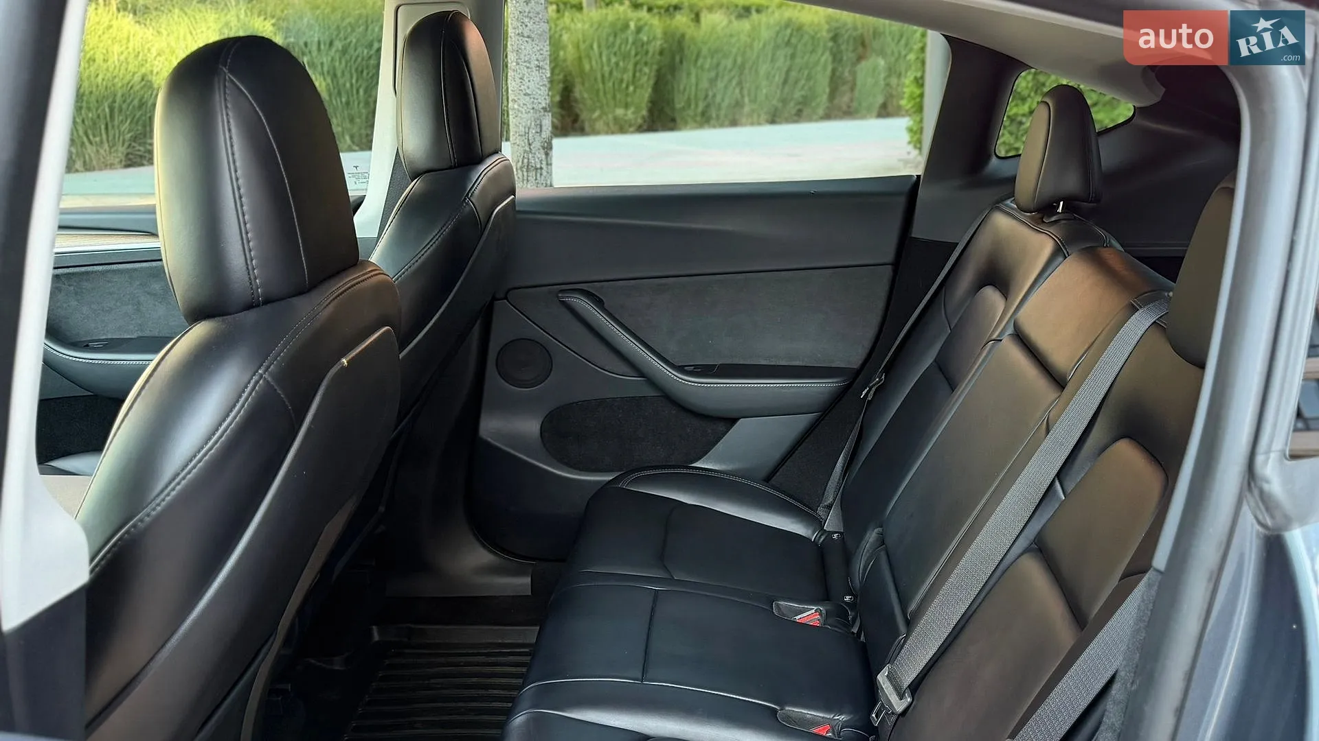 2022 Tesla Model Y - мініатюра 27