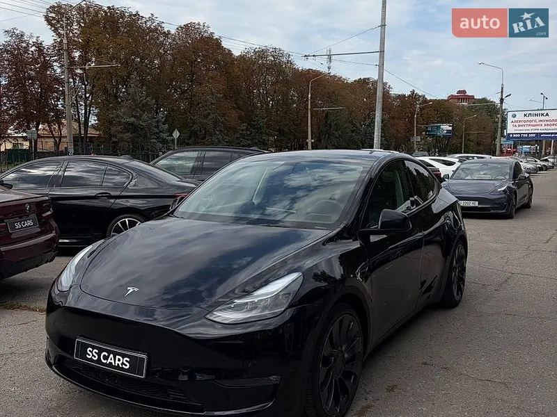 Tesla Model Y