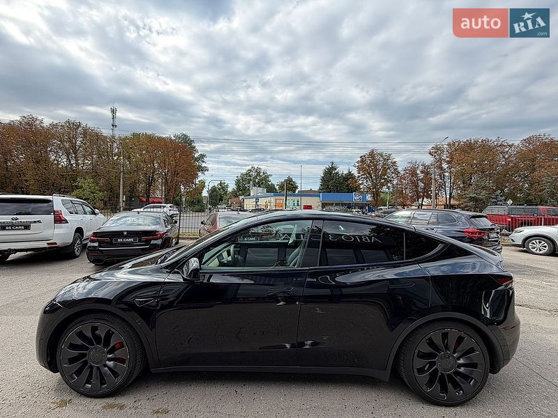 Внедорожник / Кроссовер Tesla Model Y 2022 в Полтаве