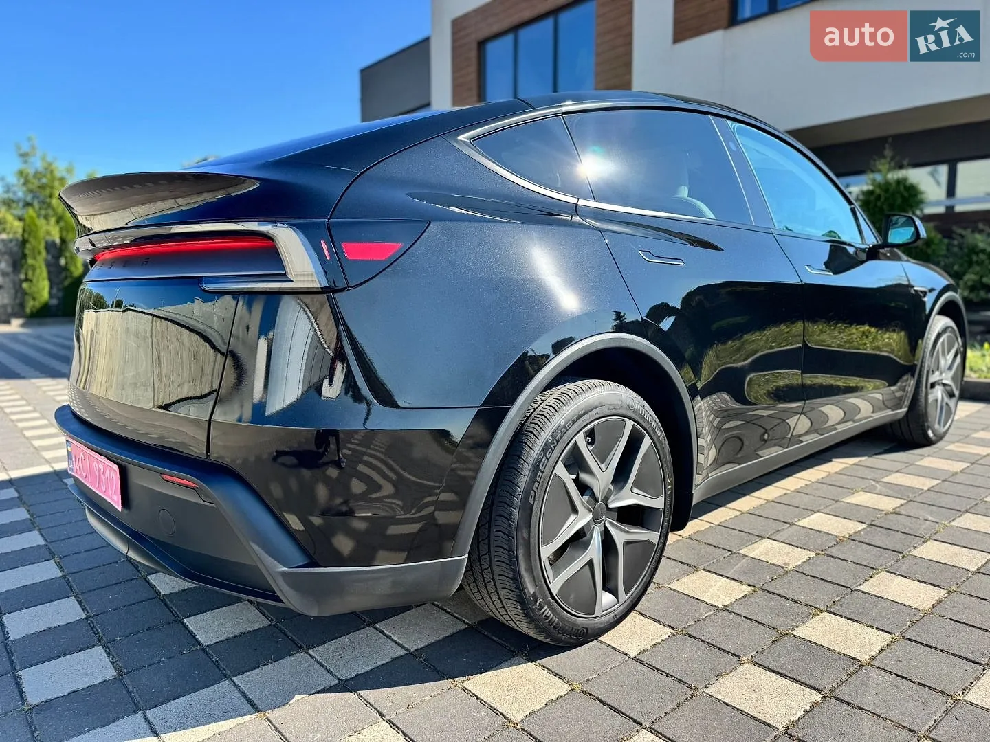 2026 Tesla Model Y - мініатюра 58