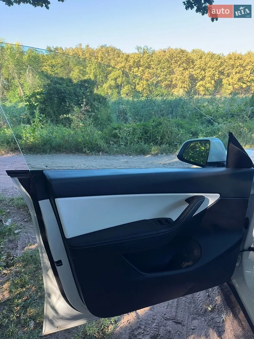 2021 Tesla Model Y - мініатюра 9