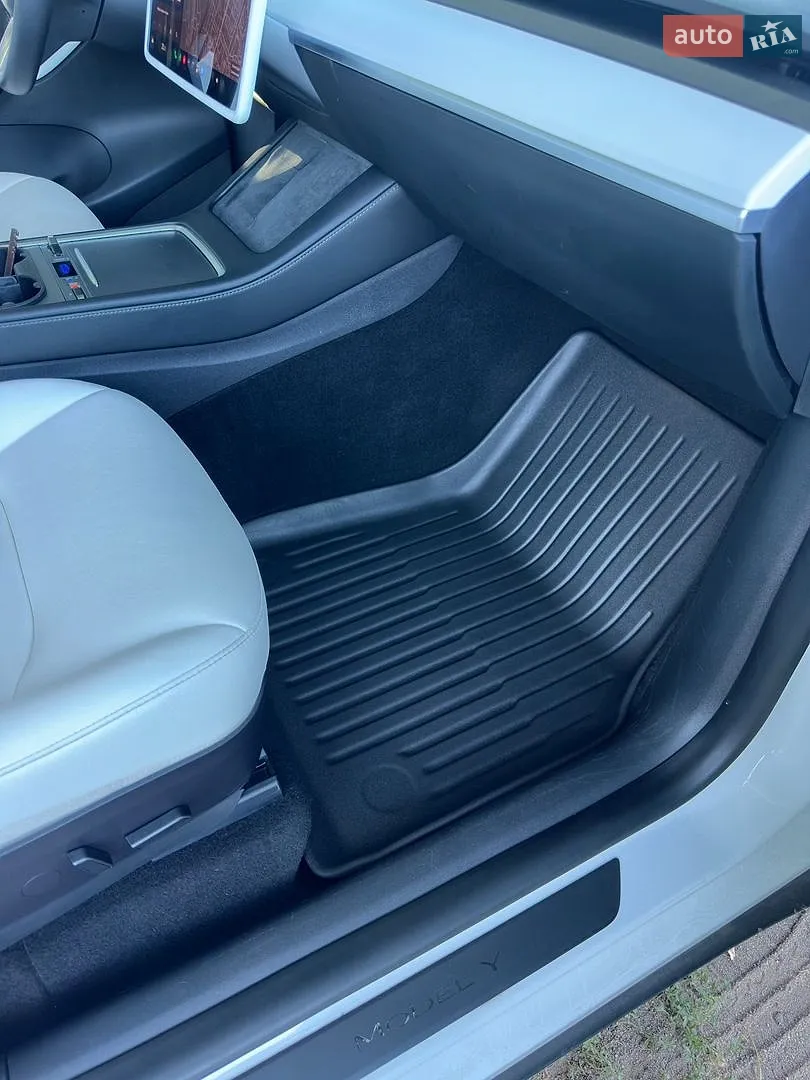 2021 Tesla Model Y - мініатюра 16