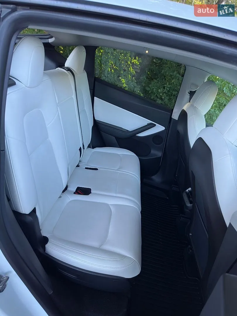 2021 Tesla Model Y - мініатюра 19