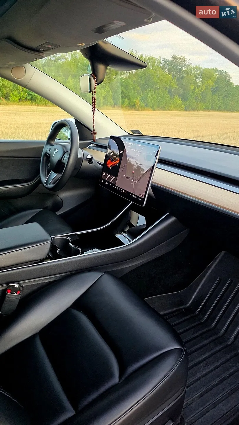 2020 Tesla Model Y - мініатюра 17
