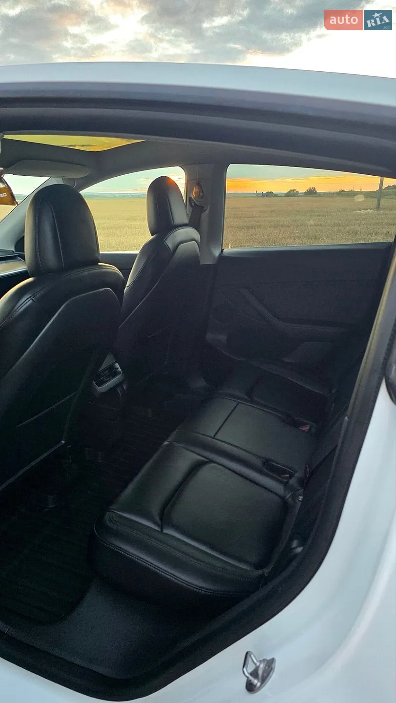 2020 Tesla Model Y - мініатюра 19