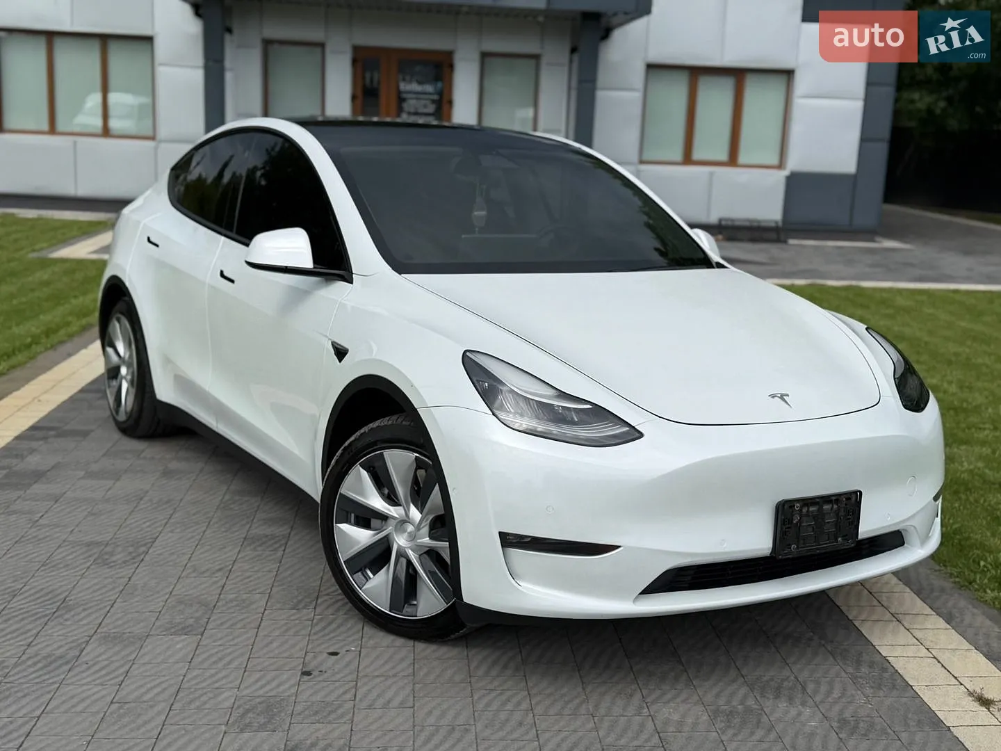 2020 Tesla Model Y - мініатюра 24