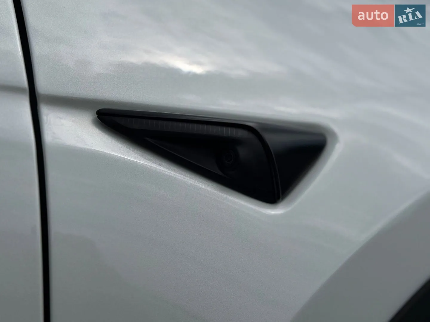 2020 Tesla Model Y - мініатюра 25