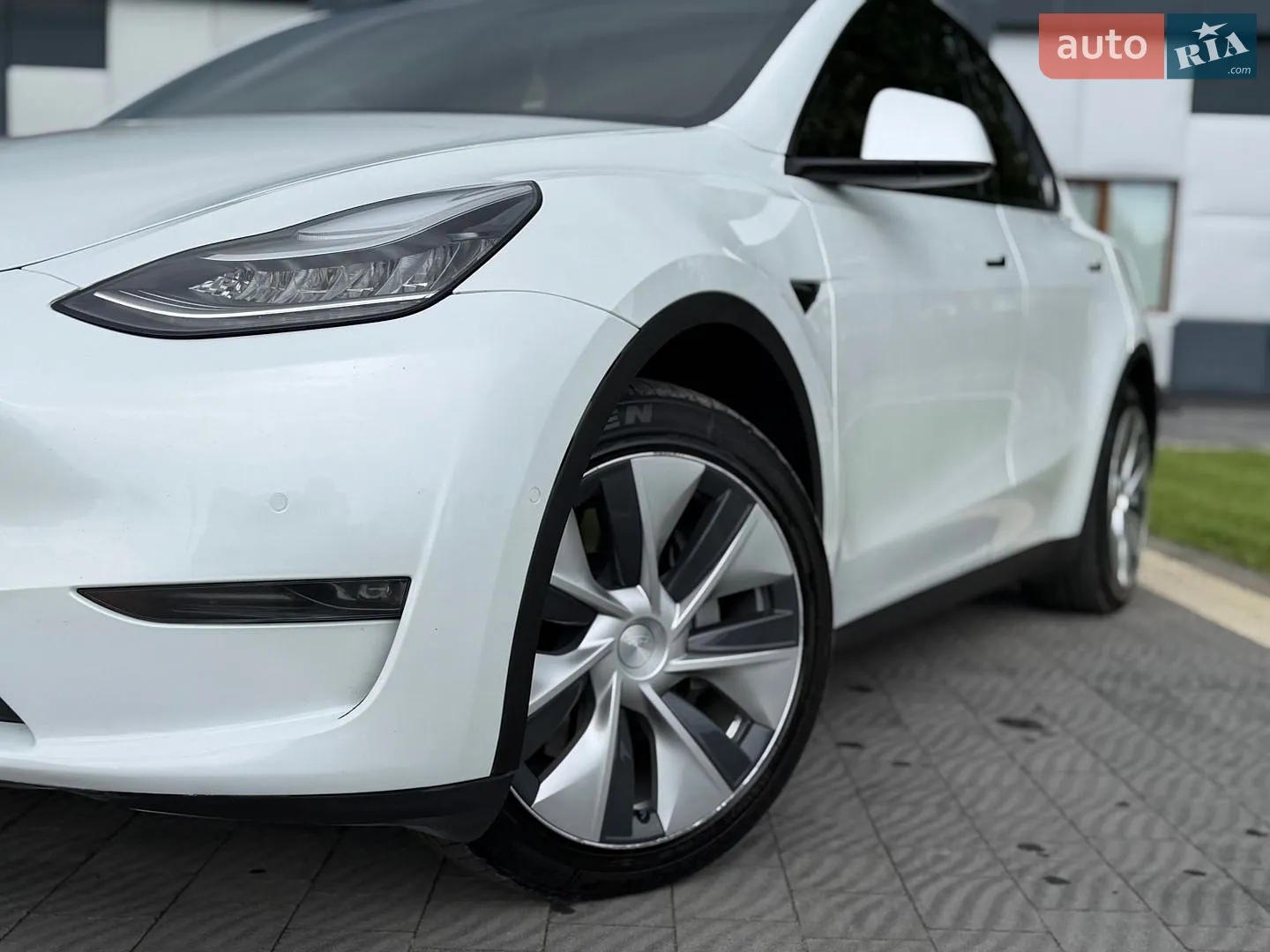 2020 Tesla Model Y - мініатюра 26