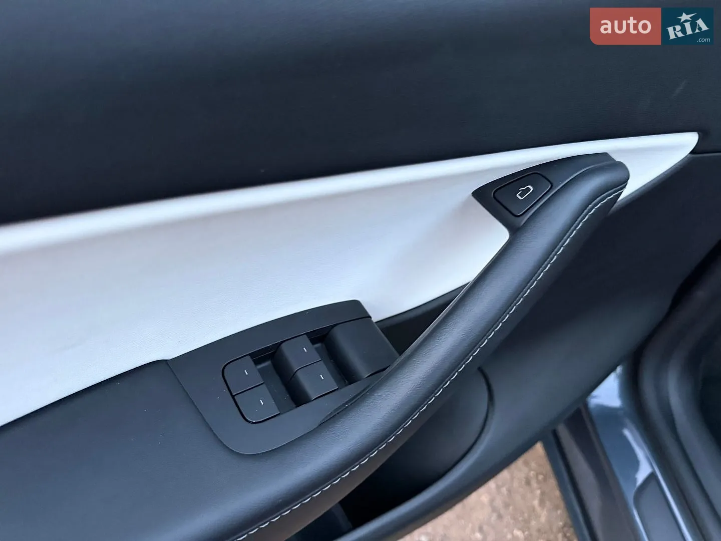 2022 Tesla Model Y - мініатюра 15
