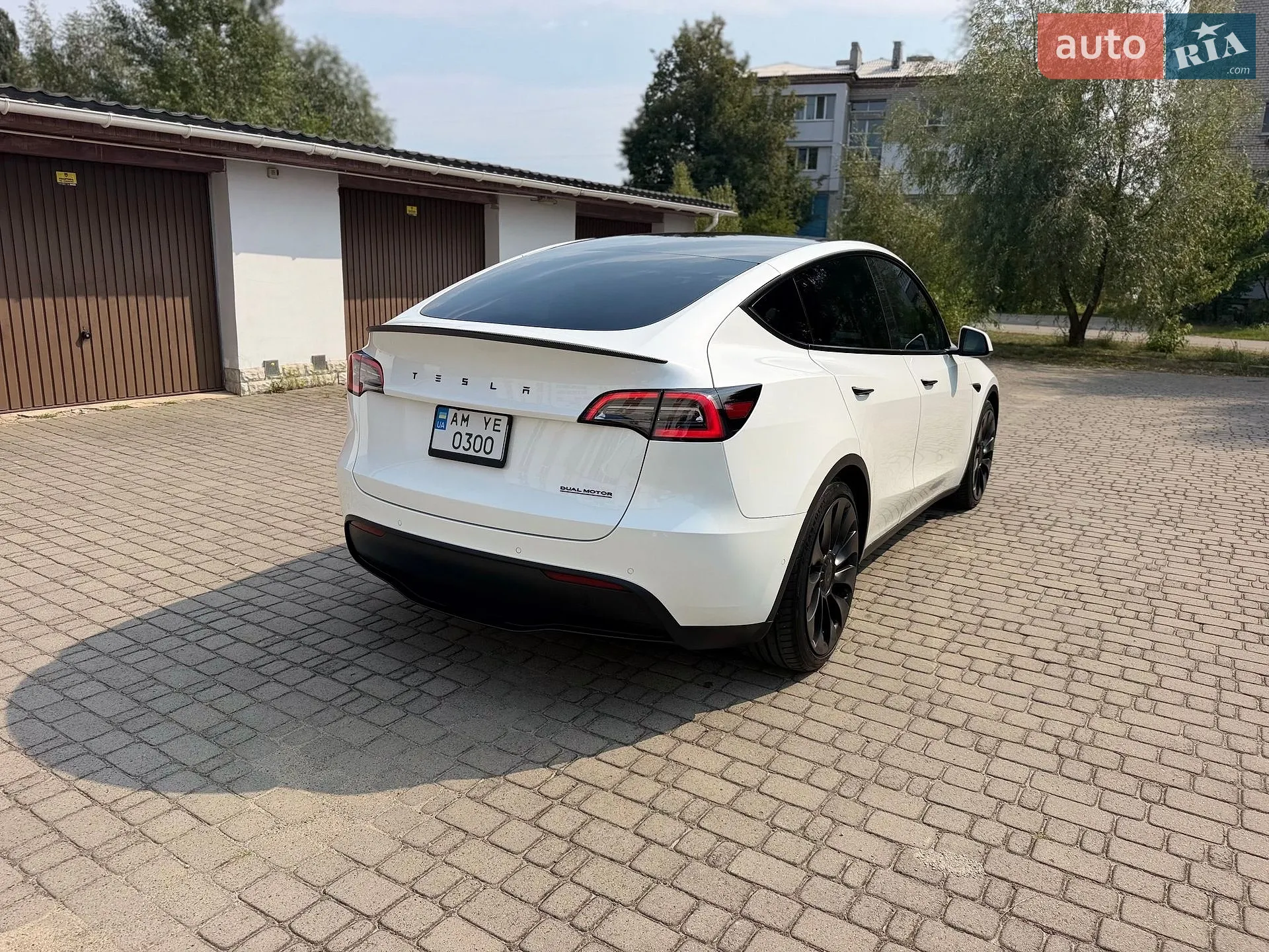 2022 Tesla Model Y - мініатюра 9