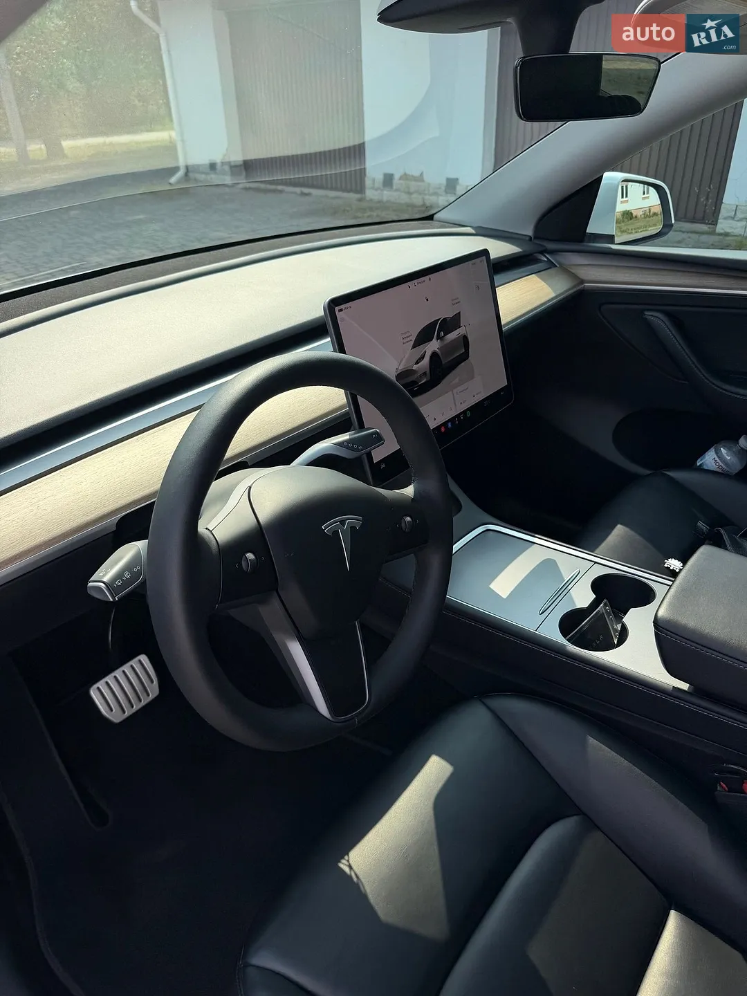 2022 Tesla Model Y - мініатюра 16