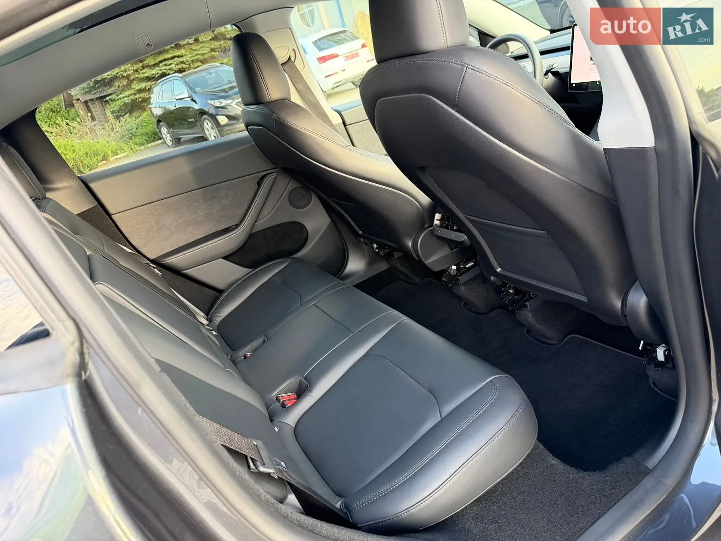 2024 Tesla Model Y - мініатюра 14