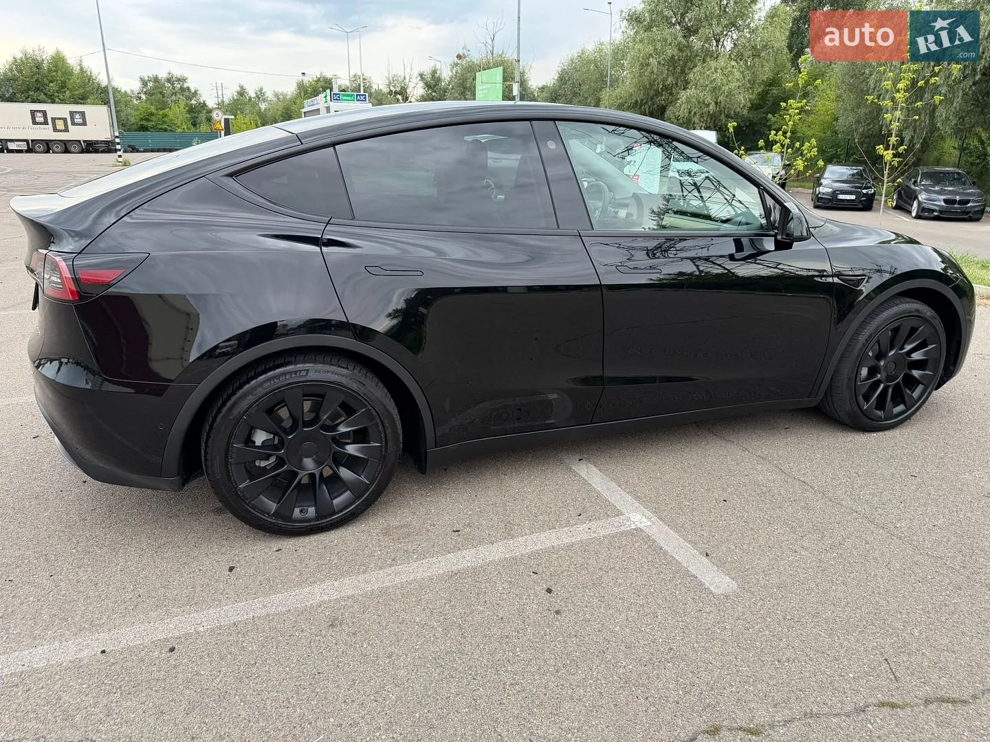 2021 Tesla Model Y - мініатюра 2